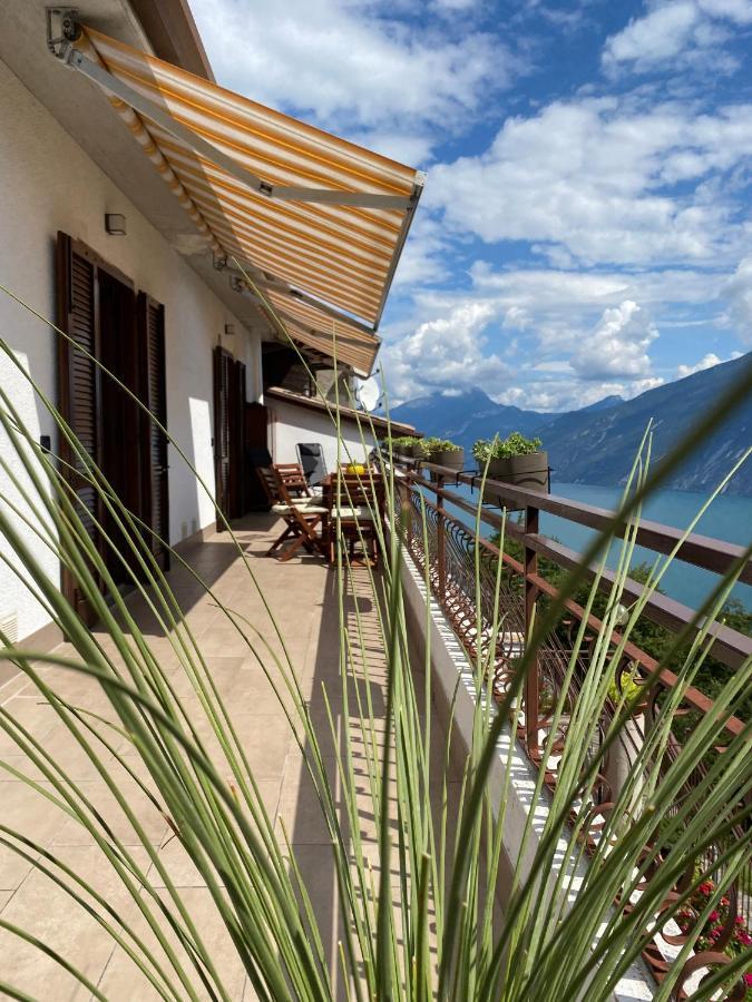 Casa Nonno Sergio Lake View By Gardadomusmea トレモージネ エクステリア 写真